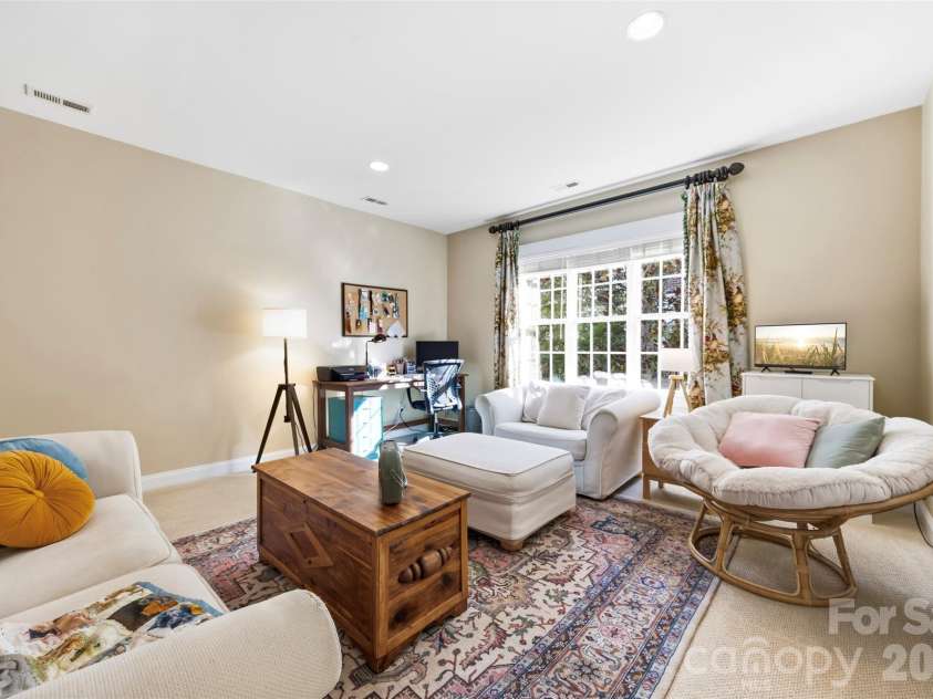 240 Hawthorne Park Avenue, Belmont, NC 28012.  MLS# CAR4428825, YatesRealty ID 53367. Loft