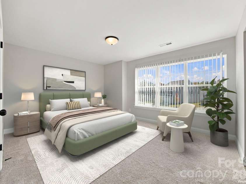 2020 Embassy Court, Charlotte, NC 28213.  MLS# CAR4427563, YatesRealty ID 53368. 