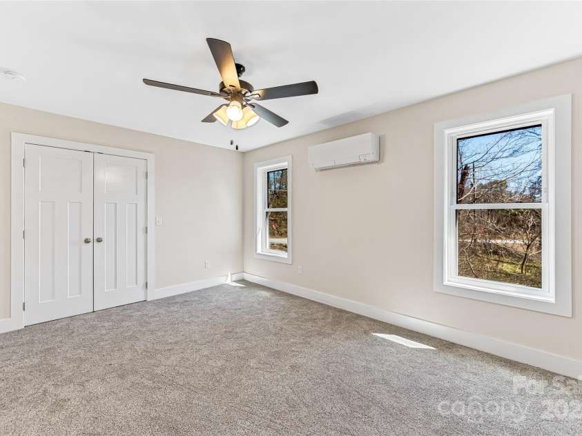 22 Ben Lippen Road, Asheville, NC 28806.  MLS# CAR4232812, YatesRealty ID 5337. 