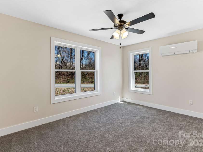 22 Ben Lippen Road, Asheville, NC 28806.  MLS# CAR4232812, YatesRealty ID 5337. 