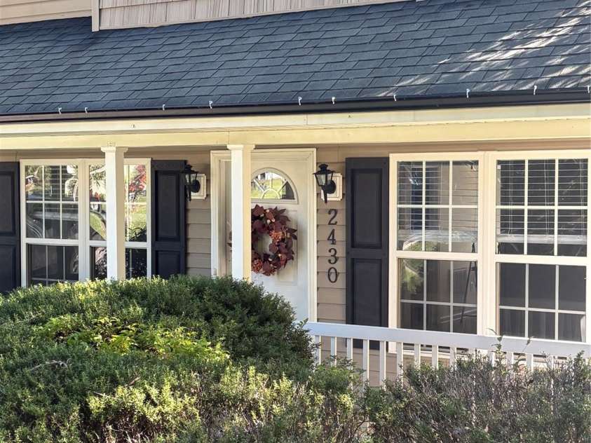 2430 Sylvan Drive, Asheboro, NC 27203.  MLS# CAR4428814, YatesRealty ID 53370. 