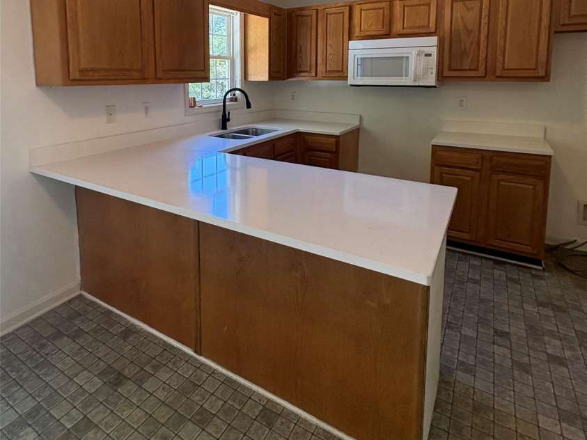 2430 Sylvan Drive, Asheboro, NC 27203.  MLS# CAR4428814, YatesRealty ID 53370. 