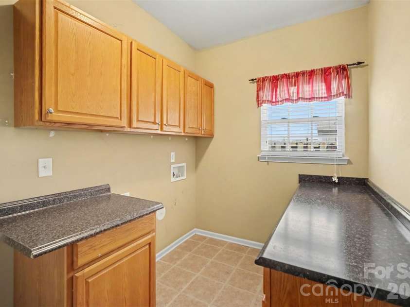 201 Augustus Lane, Mount Holly, NC 28120.  MLS# CAR4420181, YatesRealty ID 53375. 