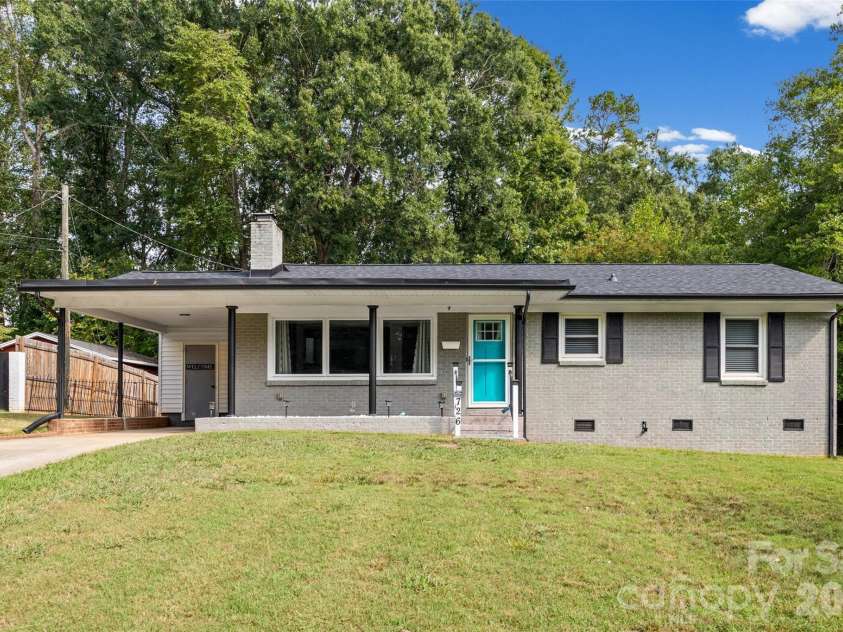 726 Forest Drive, Gastonia, NC 28054.  MLS# CAR4425981, YatesRealty ID 53378. 