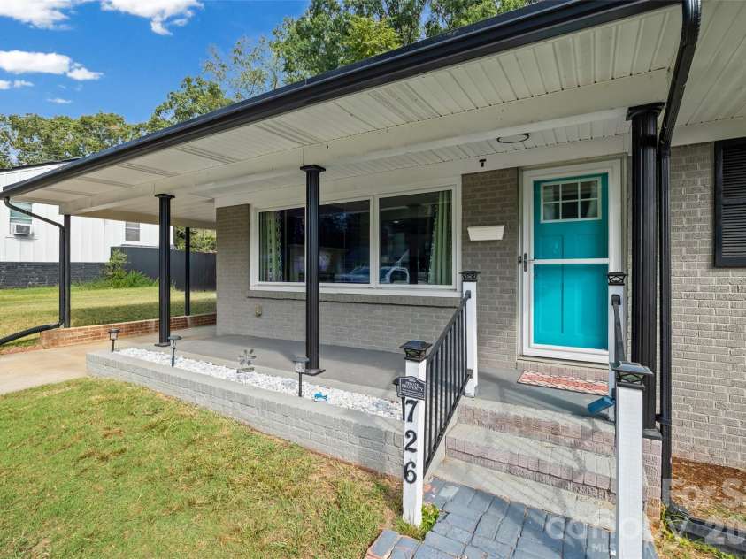 726 Forest Drive, Gastonia, NC 28054.  MLS# CAR4425981, YatesRealty ID 53378. 