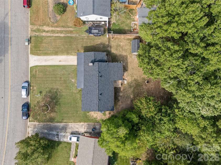726 Forest Drive, Gastonia, NC 28054.  MLS# CAR4425981, YatesRealty ID 53378. 
