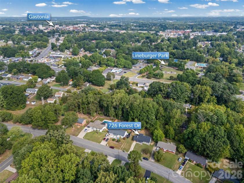 726 Forest Drive, Gastonia, NC 28054.  MLS# CAR4425981, YatesRealty ID 53378. 