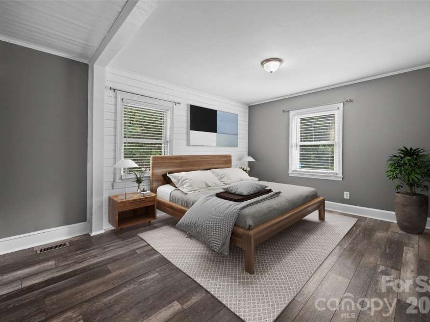 726 Forest Drive, Gastonia, NC 28054.  MLS# CAR4425981, YatesRealty ID 53378. Virtually Staged Primary En Suite