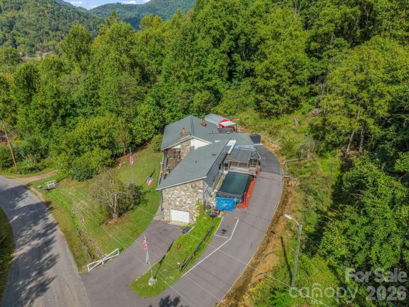 48 Roberts Cove Road, Weaverville, NC 28787.  MLS# CAR4423939, YatesRealty ID 53379. 