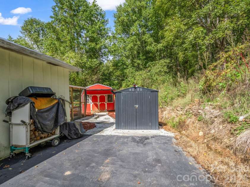 48 Roberts Cove Road, Weaverville, NC 28787.  MLS# CAR4423939, YatesRealty ID 53379. 