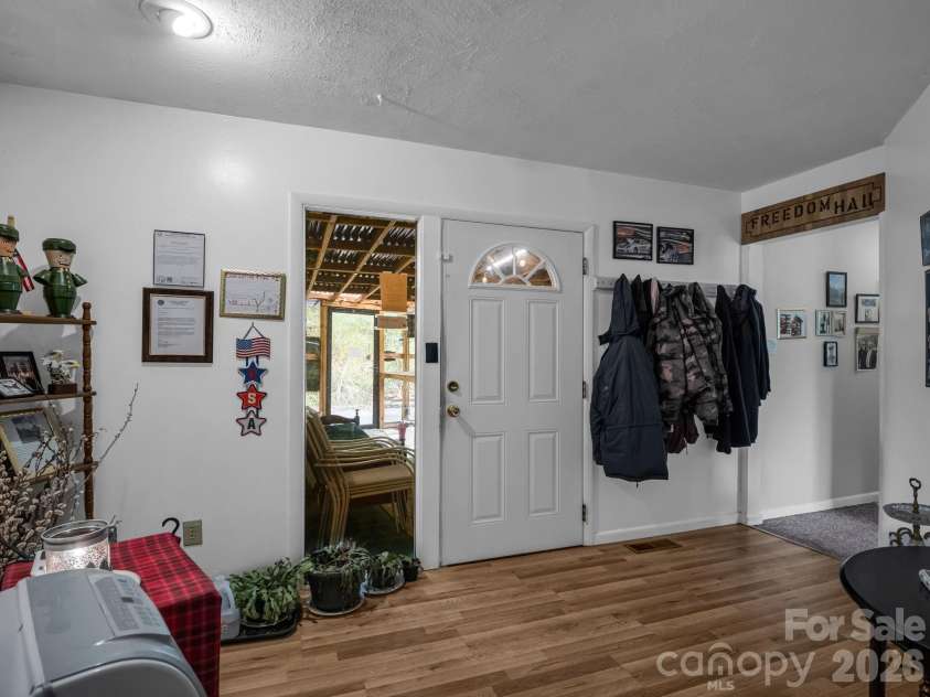48 Roberts Cove Road, Weaverville, NC 28787.  MLS# CAR4423939, YatesRealty ID 53379. Entryway