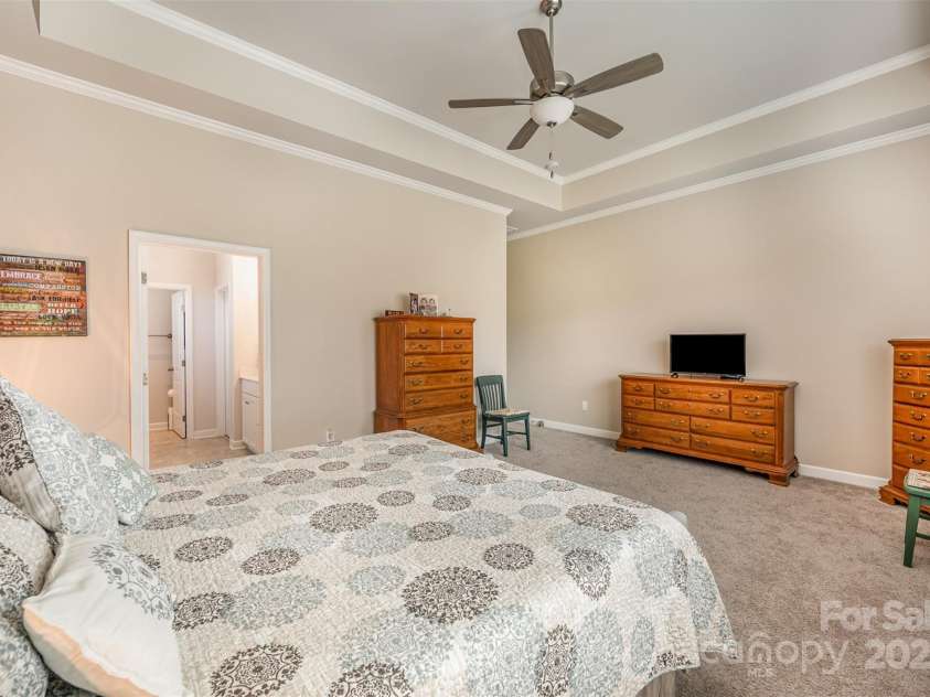 456 Lucky Drive, Concord, NC 28027.  MLS# CAR4235721, YatesRealty ID 5338. 