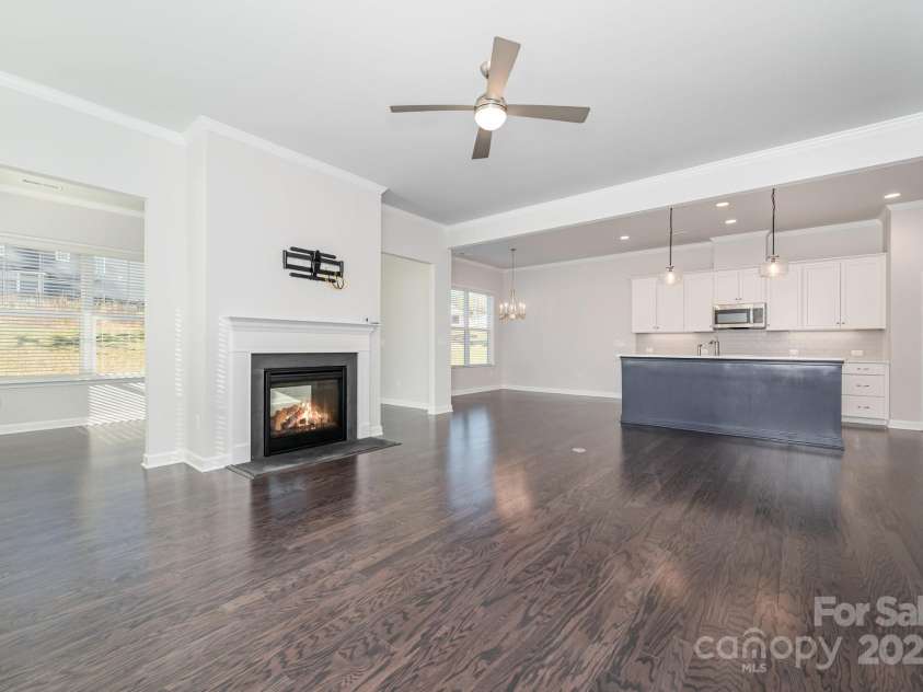 456 Lucky Drive, Concord, NC 28027.  MLS# CAR4313263, YatesRealty ID 5338. Wide open great room/kitchen/breakfast space, fabulous for entertaining friends and family.