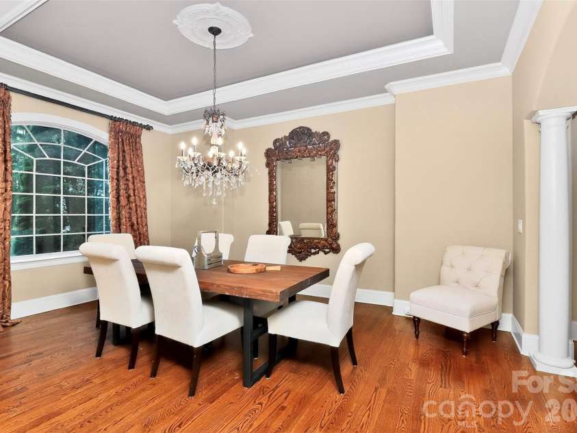 6031 Greystone Drive, Matthews, NC 28104.  MLS# CAR4428861, YatesRealty ID 53381. 