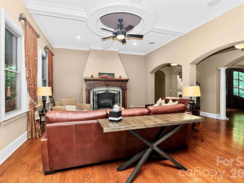 6031 Greystone Drive, Matthews, NC 28104.  MLS# CAR4428861, YatesRealty ID 53381. 