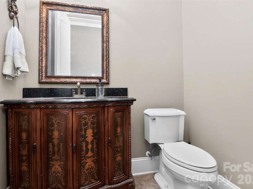 6031 Greystone Drive, Matthews, NC 28104.  MLS# CAR4428861, YatesRealty ID 53381. 
