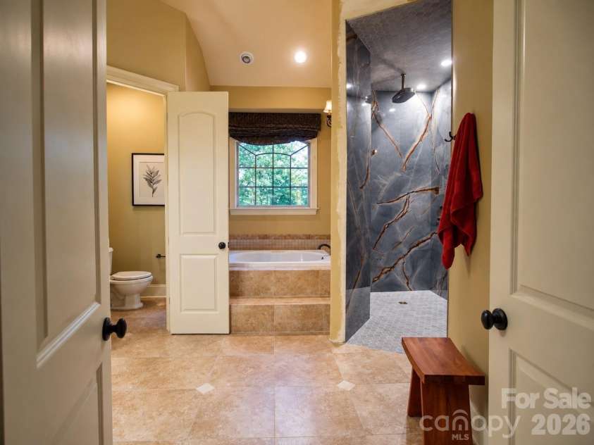 6031 Greystone Drive, Matthews, NC 28104.  MLS# CAR4428861, YatesRealty ID 53381. 