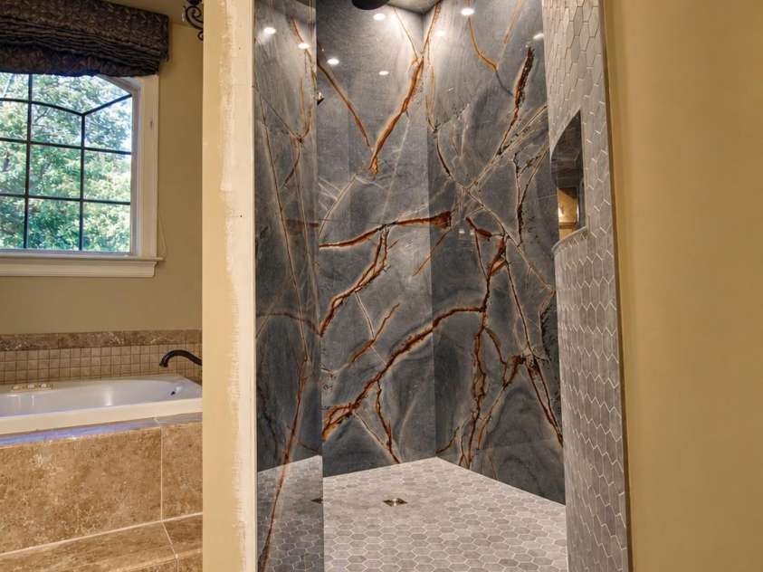 6031 Greystone Drive, Matthews, NC 28104.  MLS# CAR4428861, YatesRealty ID 53381. 