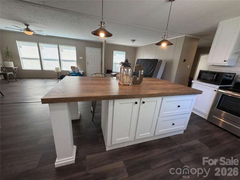 2106 Water Plant Road, Maiden, NC 28650.  MLS# CAR4428990, YatesRealty ID 53384. 