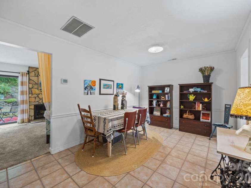 462 Camrose Circle, Concord, NC 28025.  MLS# CAR4375093, YatesRealty ID 53385. 