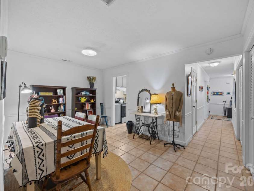 462 Camrose Circle, Concord, NC 28025.  MLS# CAR4375093, YatesRealty ID 53385. 