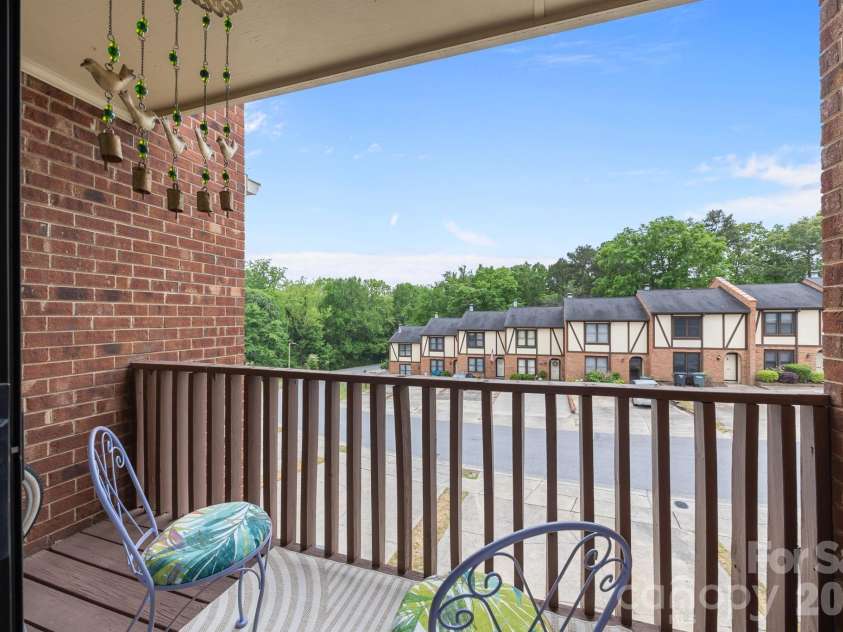 462 Camrose Circle, Concord, NC 28025.  MLS# CAR4375093, YatesRealty ID 53385. 