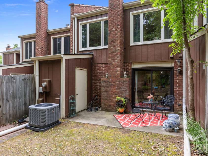 462 Camrose Circle, Concord, NC 28025.  MLS# CAR4375093, YatesRealty ID 53385. 