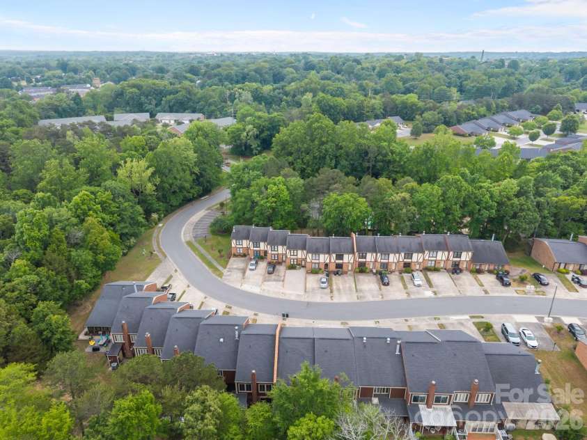 462 Camrose Circle, Concord, NC 28025.  MLS# CAR4375093, YatesRealty ID 53385. 