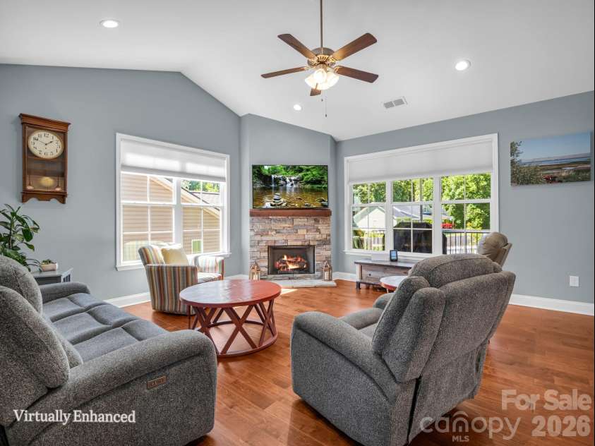 178 Page Creek Boulevard, Landrum, SC 29356.  MLS# CAR4428933, YatesRealty ID 53387. Great room with vaulted ceiling