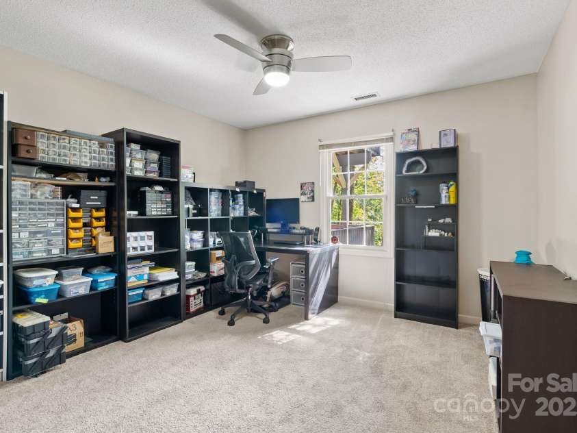 28 Foxberry Drive, Arden, NC 28704.  MLS# CAR4310147, YatesRealty ID 5339. 