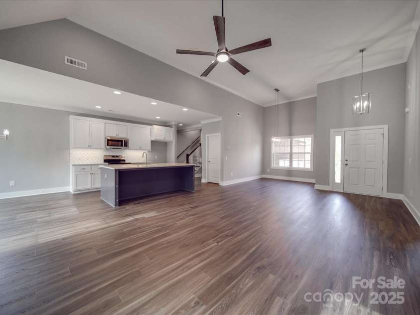 725 Granna Lane, Lancaster, SC 29720.  MLS# CAR4238383, YatesRealty ID 5339. 