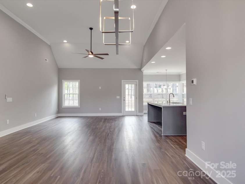 725 Granna Lane, Lancaster, SC 29720.  MLS# CAR4238383, YatesRealty ID 5339. 