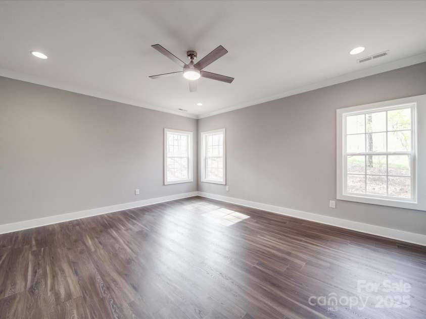 725 Granna Lane, Lancaster, SC 29720.  MLS# CAR4238383, YatesRealty ID 5339. 