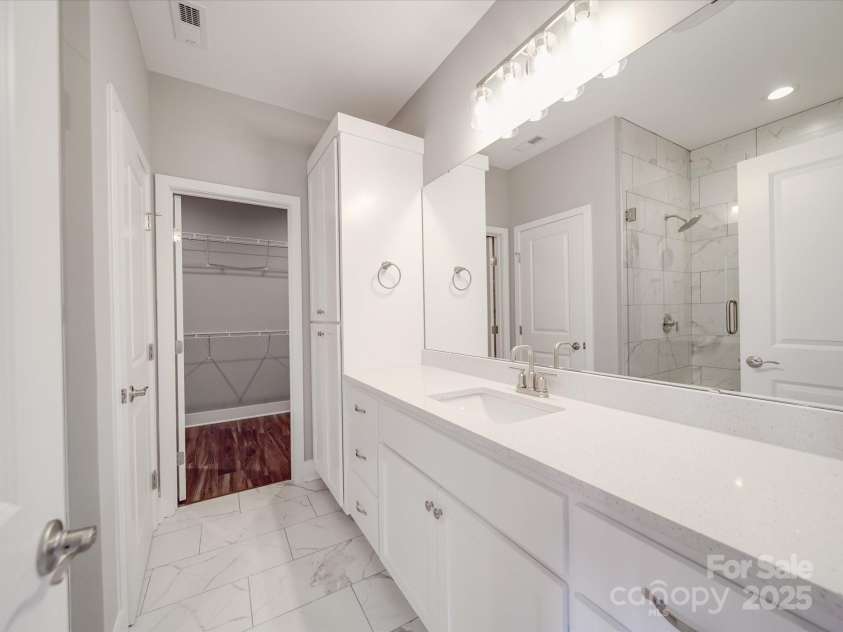 725 Granna Lane, Lancaster, SC 29720.  MLS# CAR4238383, YatesRealty ID 5339. 