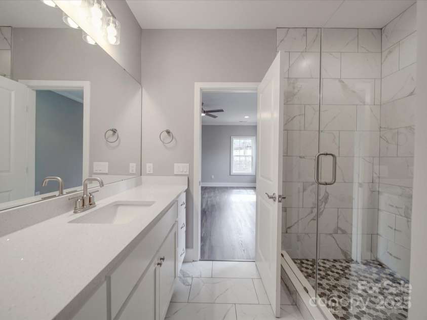 725 Granna Lane, Lancaster, SC 29720.  MLS# CAR4238383, YatesRealty ID 5339. 