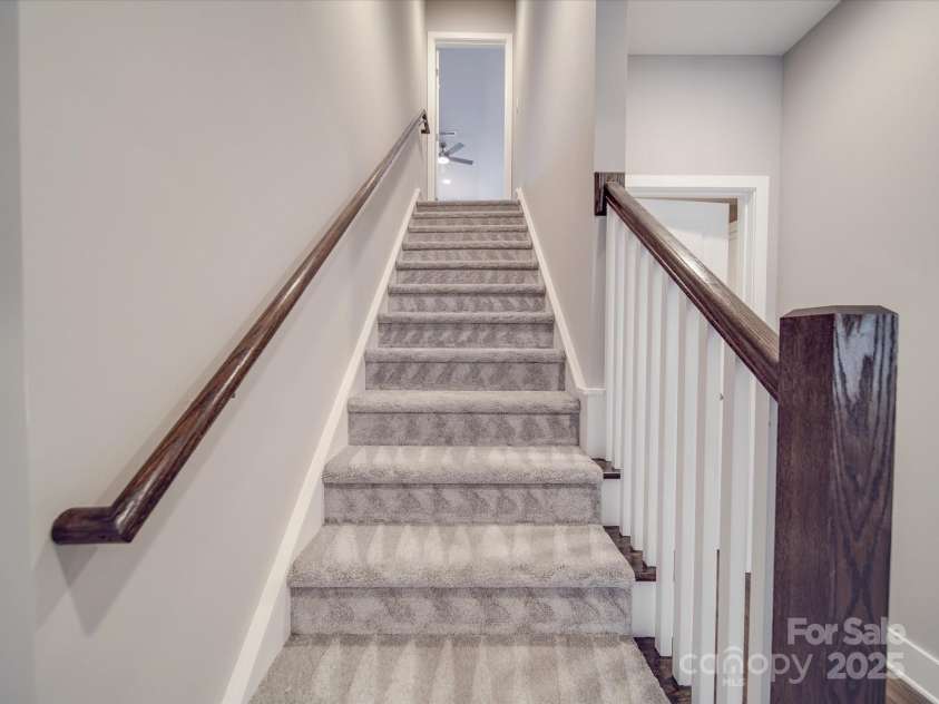 725 Granna Lane, Lancaster, SC 29720.  MLS# CAR4238383, YatesRealty ID 5339. 