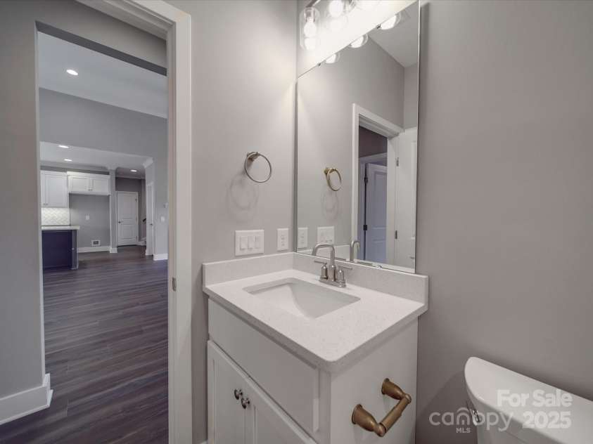 725 Granna Lane, Lancaster, SC 29720.  MLS# CAR4238383, YatesRealty ID 5339. 