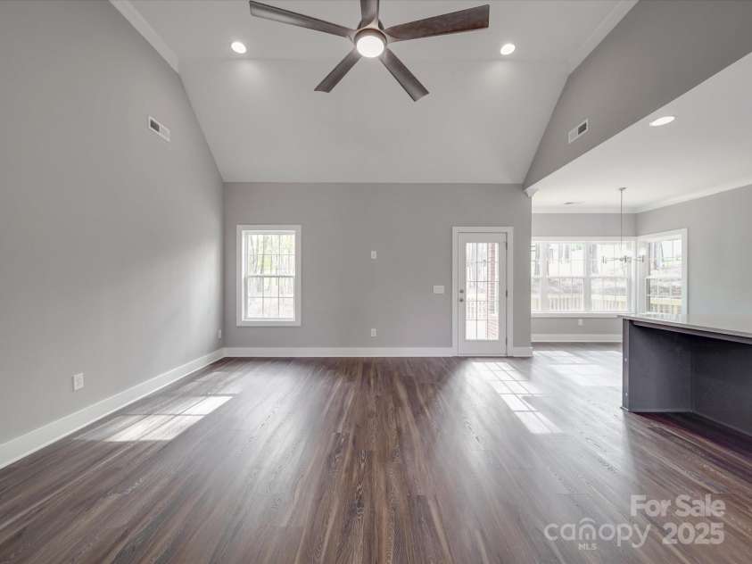 725 Granna Lane, Lancaster, SC 29720.  MLS# CAR4238383, YatesRealty ID 5339. 