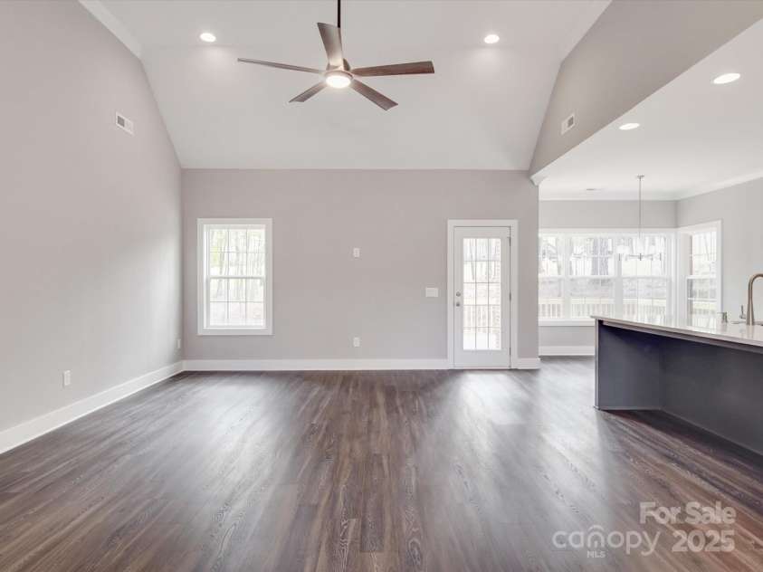 725 Granna Lane, Lancaster, SC 29720.  MLS# CAR4238383, YatesRealty ID 5339. 