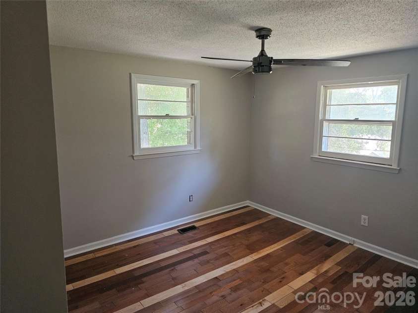 2782 West View Street, Hickory, NC 28601.  MLS# CAR4428982, YatesRealty ID 53390. Bedroom #2