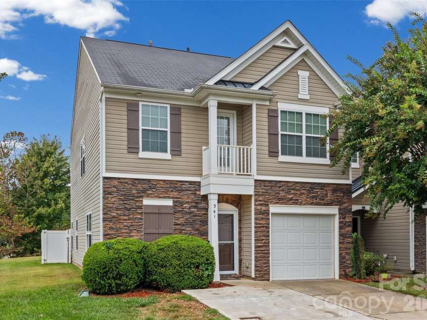 341 Sandy Spring Lane, Lake Wylie, SC 29710.  MLS# CAR4428565, YatesRealty ID 53391. Front exterior