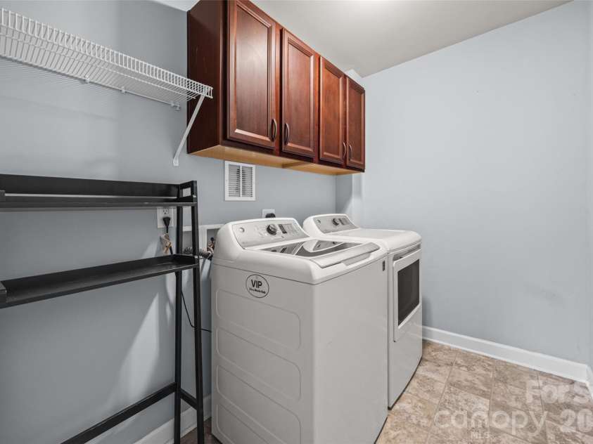 341 Sandy Spring Lane, Lake Wylie, SC 29710.  MLS# CAR4428565, YatesRealty ID 53391. Laundry