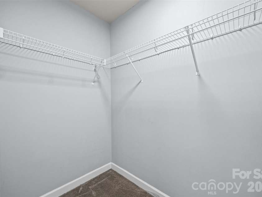 341 Sandy Spring Lane, Lake Wylie, SC 29710.  MLS# CAR4428565, YatesRealty ID 53391. Walk-in closet