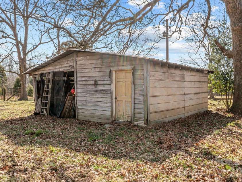 11745 Stokes Ferry Road, Gold Hill, NC 28071.  MLS# CAR4428571, YatesRealty ID 53393. 