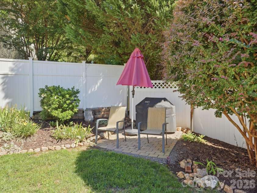 309 Chorus Road, Fort Mill, SC 29715.  MLS# CAR4423353, YatesRealty ID 53394. 