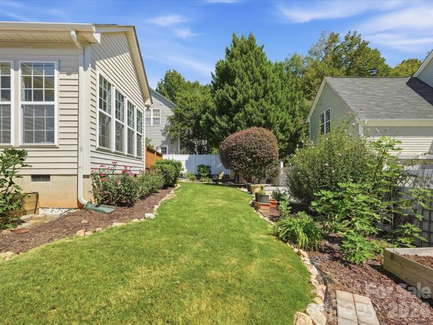 309 Chorus Road, Fort Mill, SC 29715.  MLS# CAR4423353, YatesRealty ID 53394. 