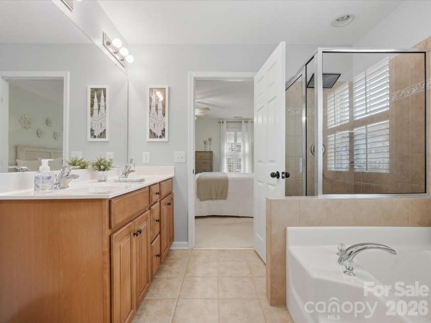 309 Chorus Road, Fort Mill, SC 29715.  MLS# CAR4423353, YatesRealty ID 53394. 