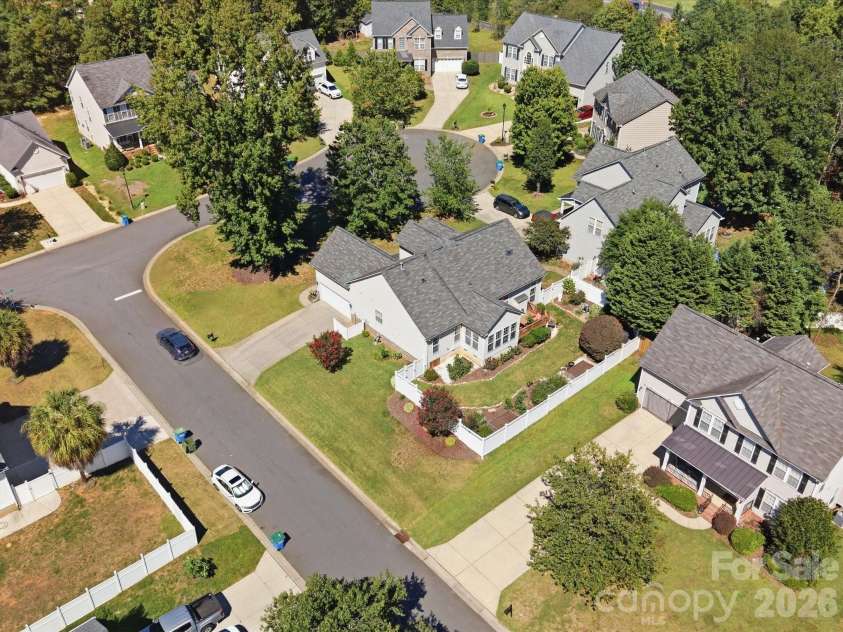 309 Chorus Road, Fort Mill, SC 29715.  MLS# CAR4423353, YatesRealty ID 53394. 
