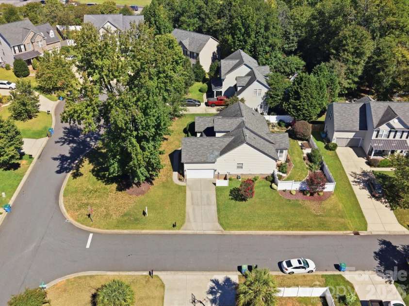 309 Chorus Road, Fort Mill, SC 29715.  MLS# CAR4423353, YatesRealty ID 53394. 