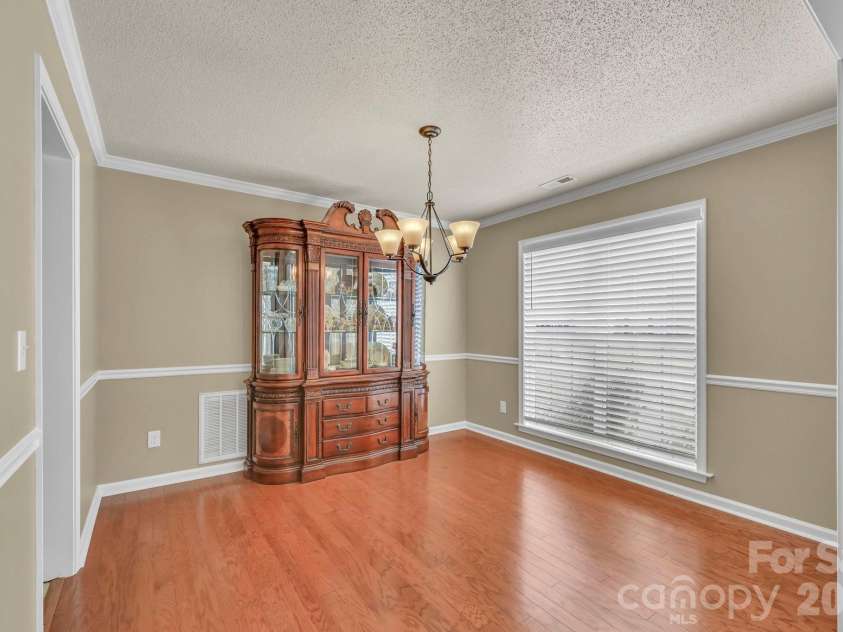 21 Sunberry Trail, Fletcher, NC 28732.  MLS# CAR4428651, YatesRealty ID 53395. 